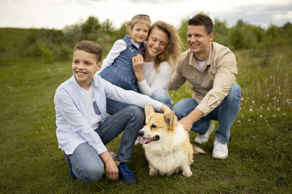 full-shot-happy-family-with-cute-dog.jpg